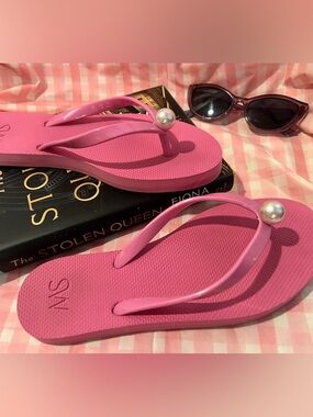 🌸 Stuart Weitzman Pink Pearl Thong Sandals | Jelly Flip Flops | Size 7 | EUC